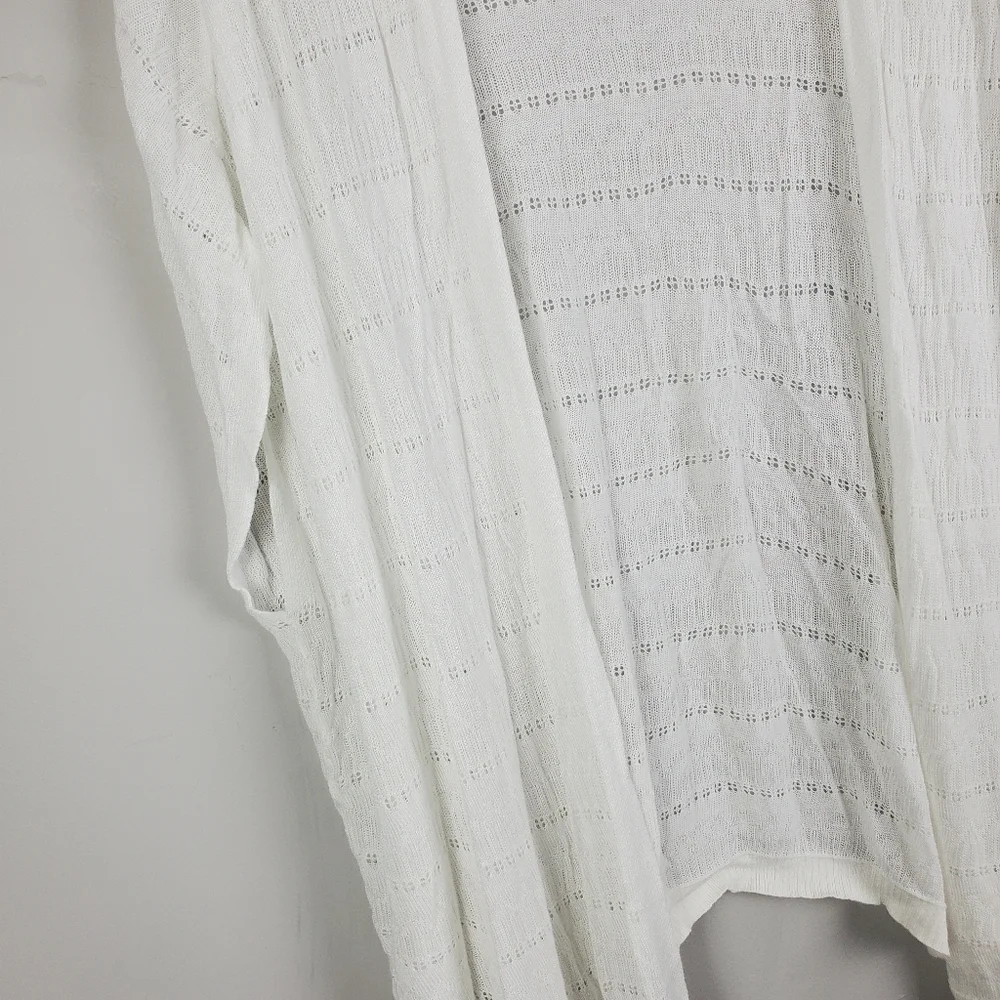 Torrid White Crochet Wrap Cardigan 0 - Picture 8 of 12